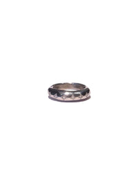 Round Form Ring