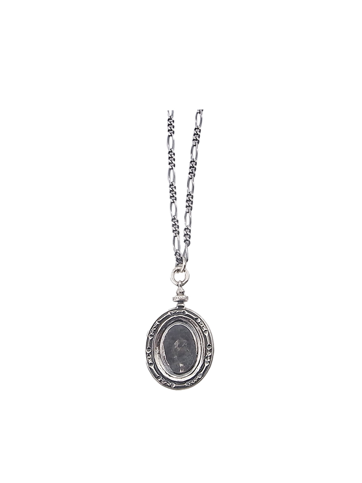 medium oval necklace