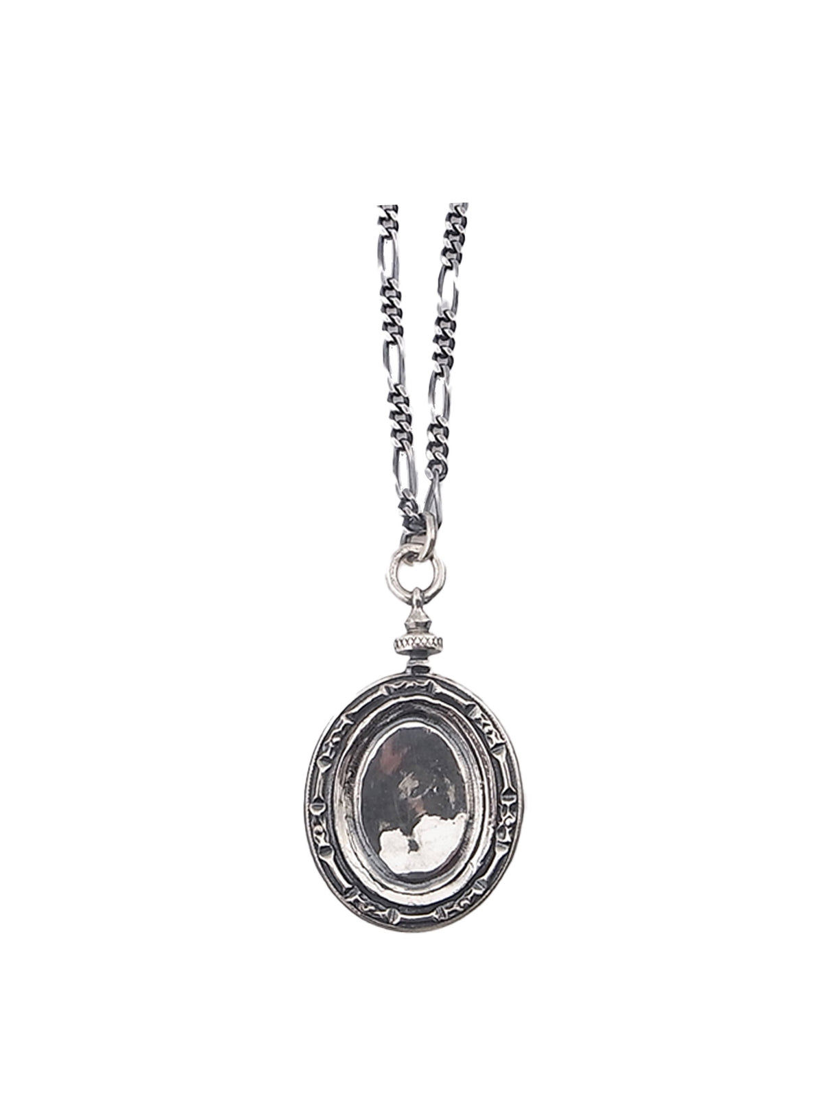 medium oval necklace