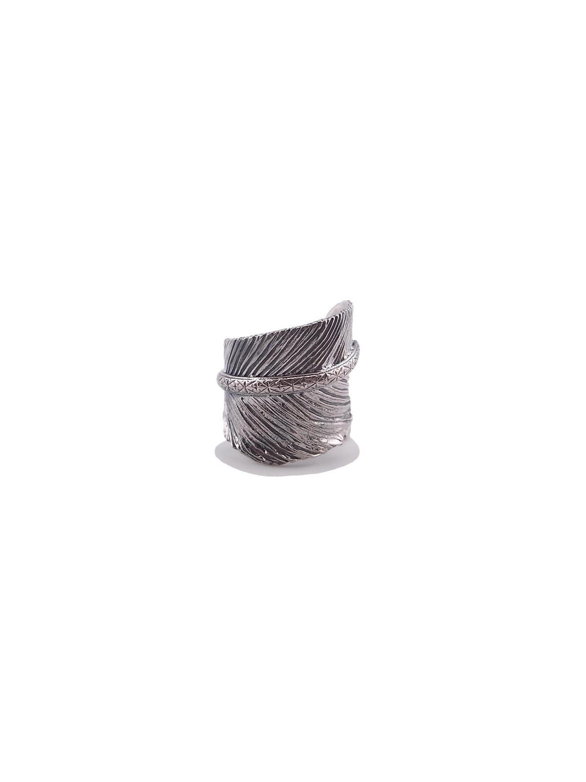 FEATHER RING
