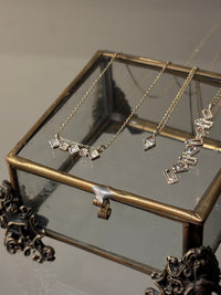 Symmetry Dia Necklace