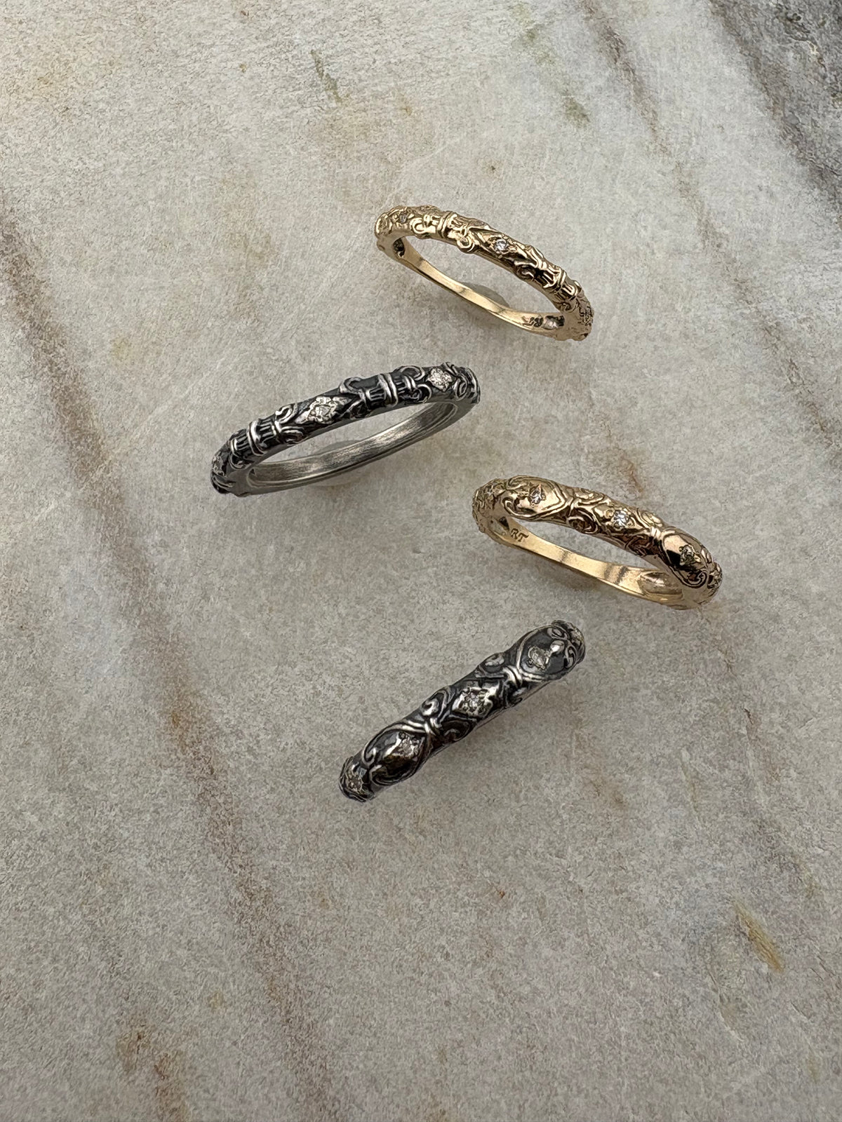 Engraved Pattern Diamond Band 'L