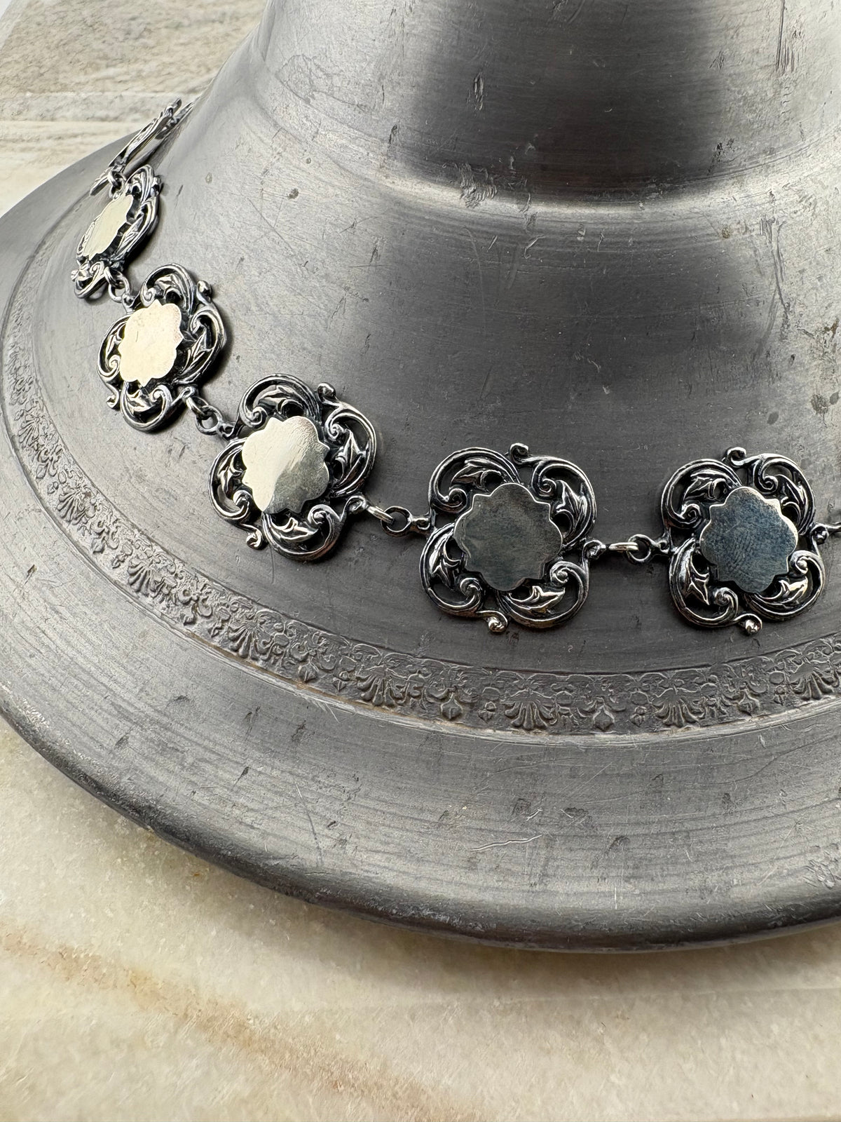 Shield Flower Link Necklace