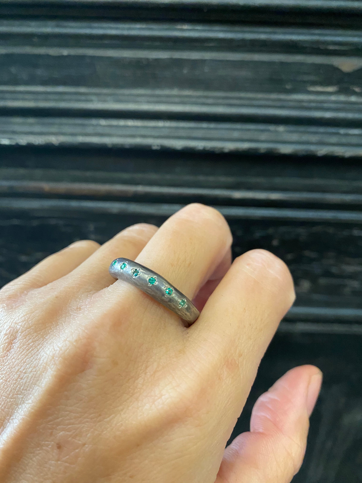 Round Form Ring