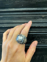 Gemlike Ring