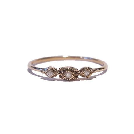 Tiny Chaton Ring